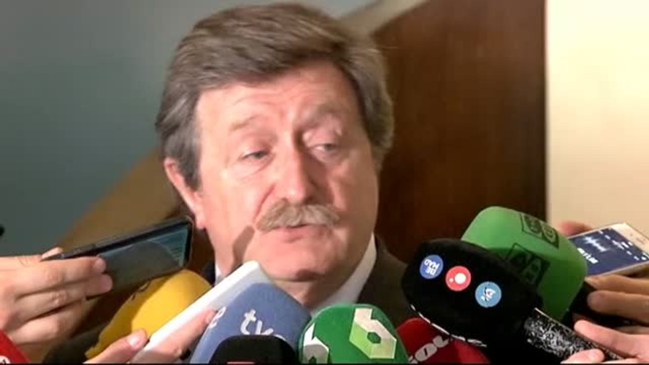 Larrea: "La fecha de la final de la Copa del Rey es el 21, es inamovible y el estadio también"
