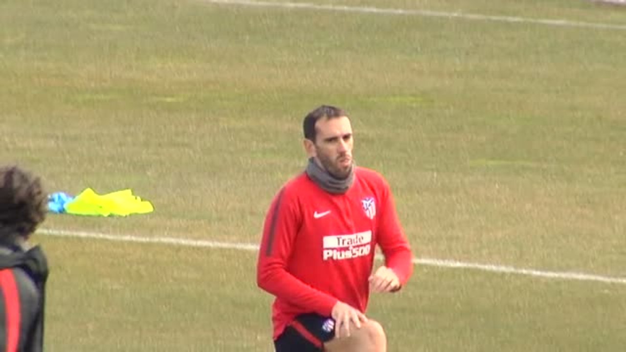 Godín se entrena con normalidad y apunta a la ida de la Europa League
