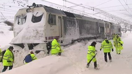Incomunicación ferroviaria de Asturias con la meseta por la nevada