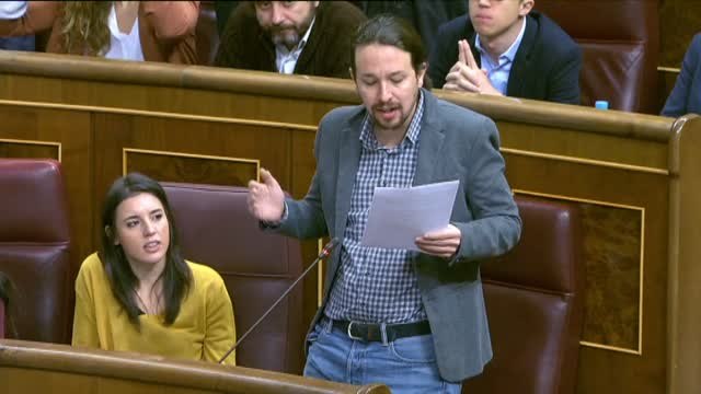 Rajoy a Iglesias: Ha dejado usted corto a Torquemada