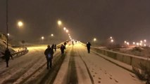 La nieve se convierte en hielo en Madrid