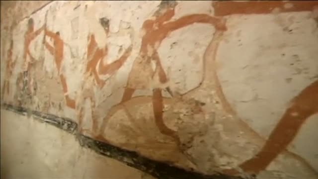 Descubren una tumba en Egipto de hace más de cuatro mil años