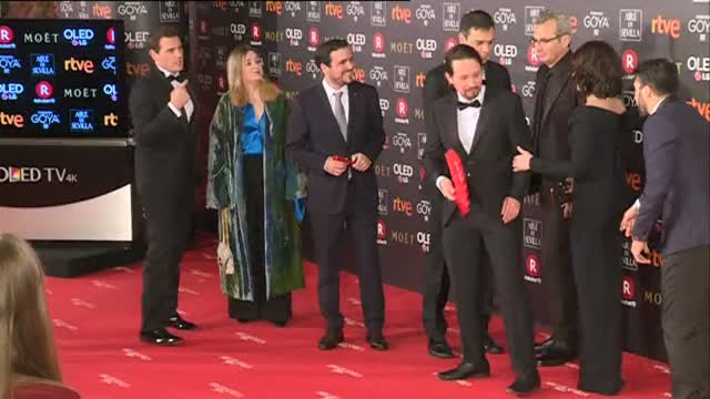 Rivera, Sánchez, Iglesias y Garzón, unidos en la alfombra roja de los Goya
