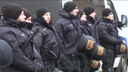 Tensiones en una localidad alemana a favor y en contra de la acogida de refugiados