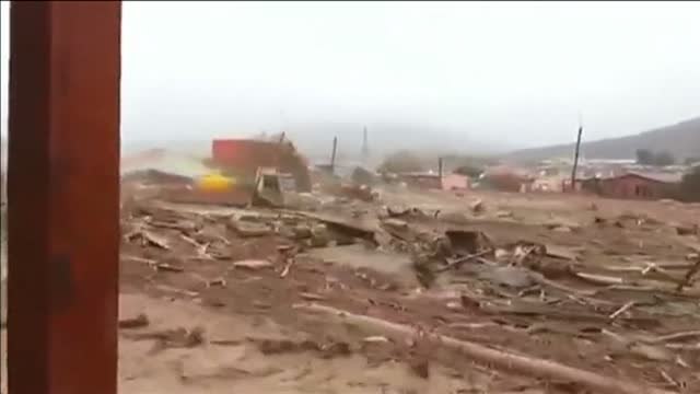 Miles de evacuados por las graves inundaciones en el norte de Argentina