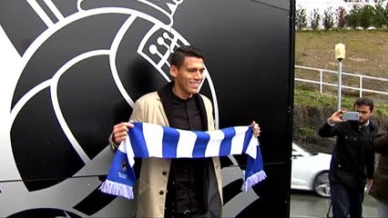 La Real Sociedad presenta a Héctor Moreno como nuevo jugador txuriurdin