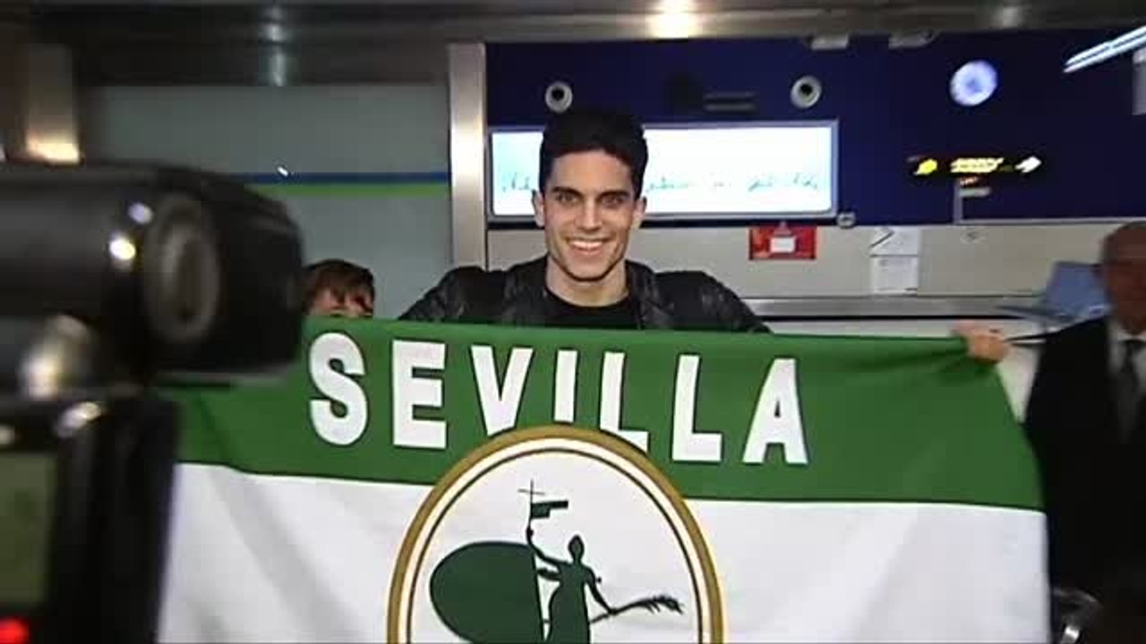 Marc Bartra llega a Sevilla para cerrar su fichaje por el Betis