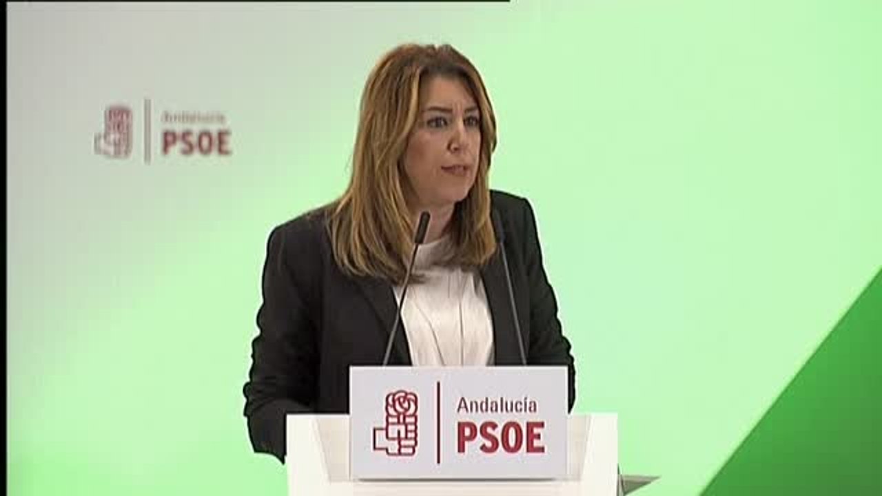 Susana Díaz asegura que a los socialistas "le encanta" que Andalucía "tenga estabilidad"