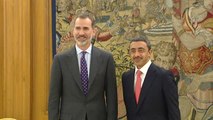 Felipe VI recibe al ministro de Exteriores de Emiratos Árabes