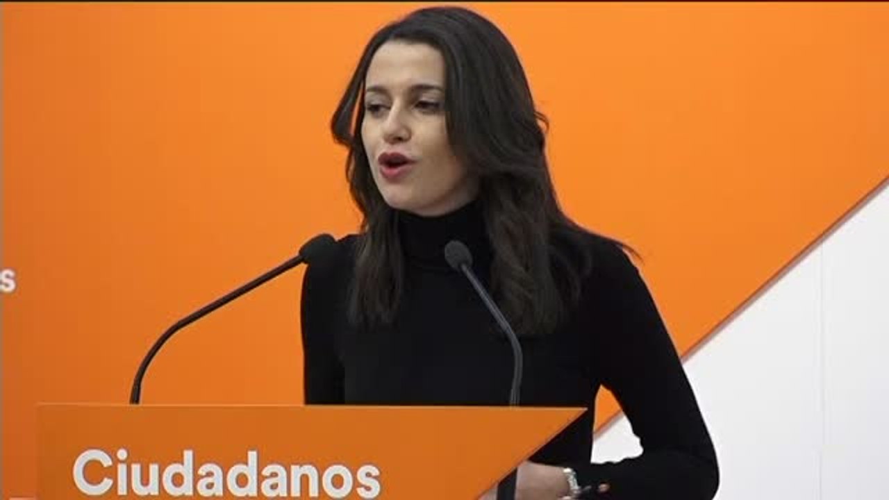 Arrimadas: "El señor Torrent ha empezado con mal pie proponiendo a un huido de la Justicia"