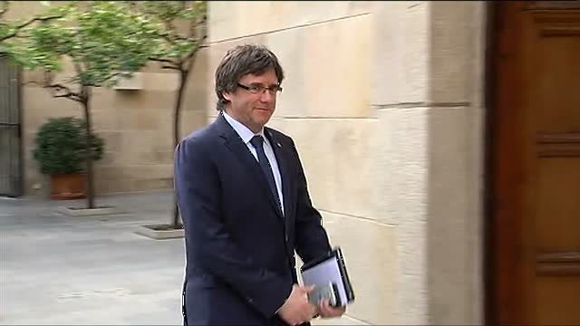 Puigdemont insiste en dirigir una República desde Bruselas