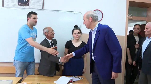 Numan Kurtulmuş oyunu kullandı - İSTANBUL