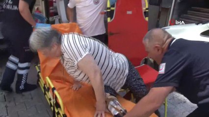 112 ekipleri, hasta ve engelli vatandaşları sandığa taşıdı