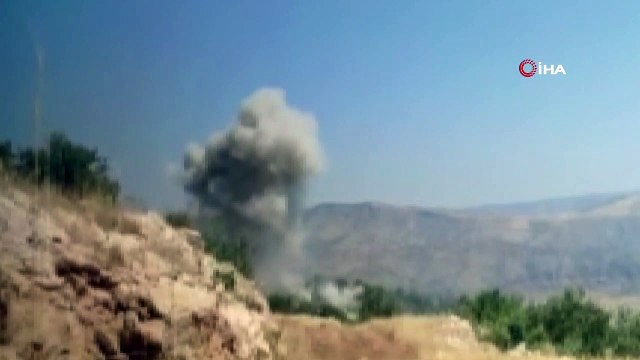 Teröristlerin yola tuzakladığı 2 EYP böyle imha edildi