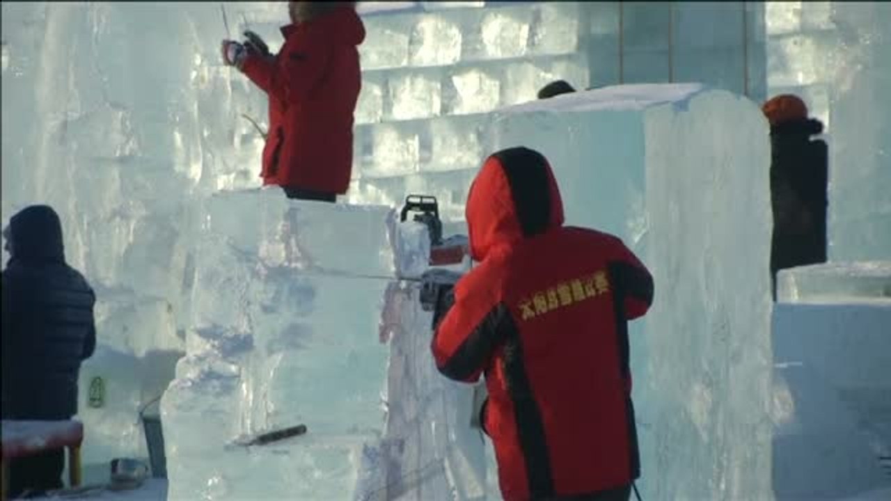 Arranca el Festival de Esculturas de Nieve y Hielo en la ciudad china de Harbin