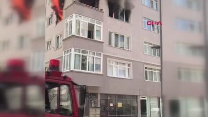 İSTANBUL-KADIKÖY'DE YANGIN ANNE BABA ÖLDÜ, ENGELLİ OĞULLARI KURTARILDI