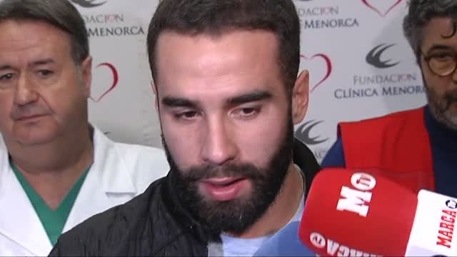Dani Carvajal hace de Rey Mago en un acto benéfico con niños