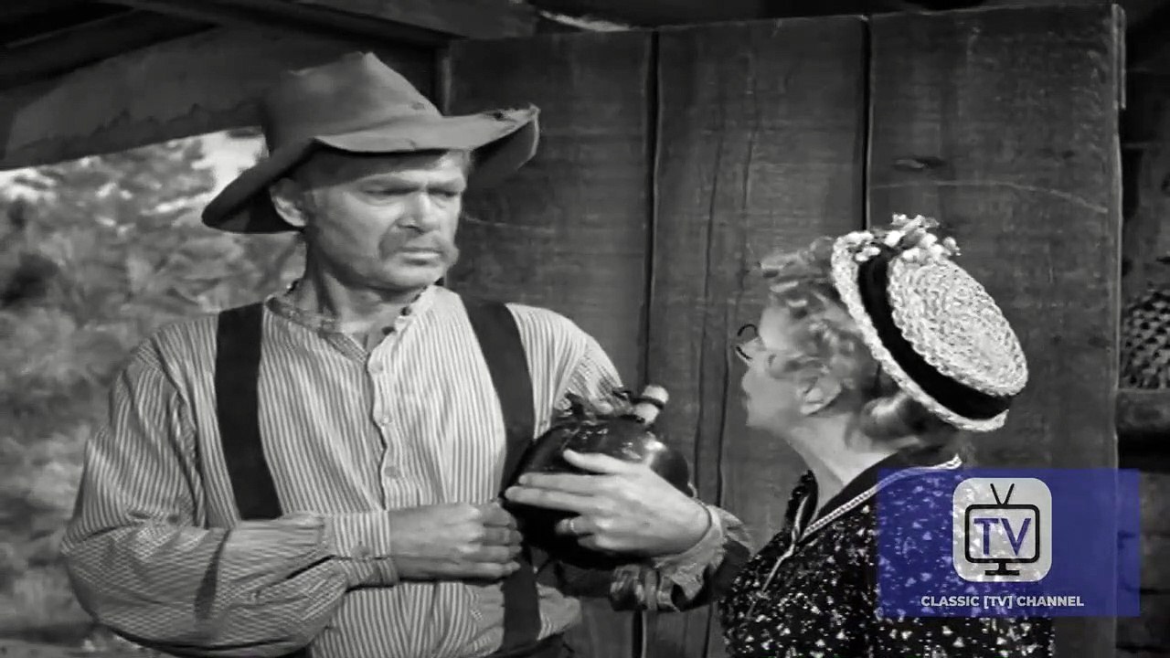 The Beverly Hillbillies - Season 1 - Episode 1 - The Clampetts Strike Oil