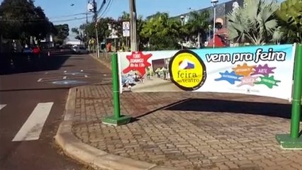 Feira do Teatro conta com encontro de carros antigos e programação 'junina'