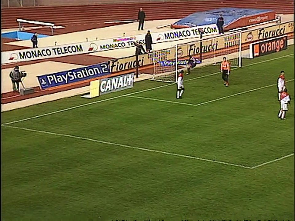 22/12/01 : Frédéric Piquionne (80') : Monaco - Rennes (3-1)