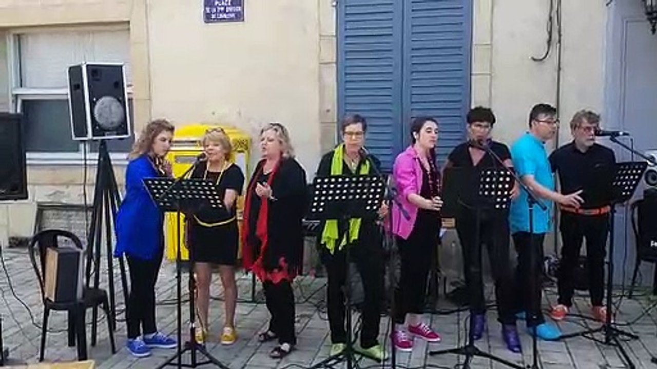 Concert du groupe vocal "Why Note Color"  dans le cadre de la fête de la musique, place du château à Lunéville