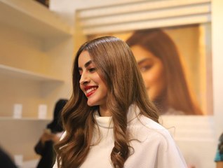 جود عزيز تعلن بالفيديو ارتداءها للحجاب: وتتلقى ردود أفعال سلبية مفاجئة