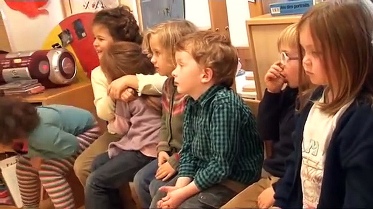 Enfant de 4 ans, les premiers pas vers l'autre - reportage