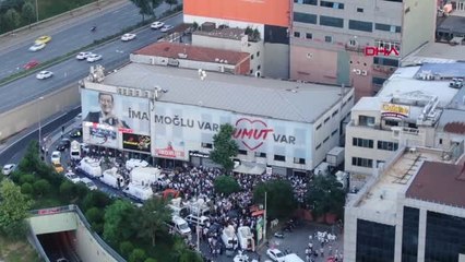 CHP İL KOORDİNASYON MERKEZİ ÖNÜNDE HAREKETLİLİK HAVADAN GÖRÜNTÜLENDİ