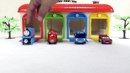 Hulk & Tayo the little bus Garage Toy Cockroach vs Thomas & Friends wooden toys