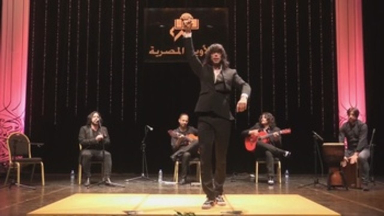 El egipcio Ali Khattab llena de flamenco su tierra natal