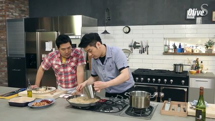샤프란을 이용한 쌀 익히기와 재료 넣기