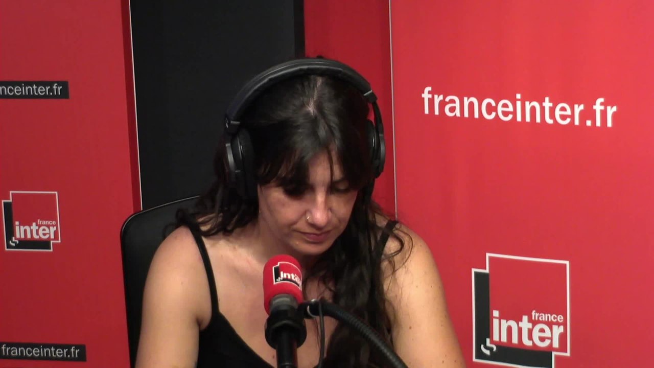 Amandine Crambes répond aux questions de Mathilde Munos