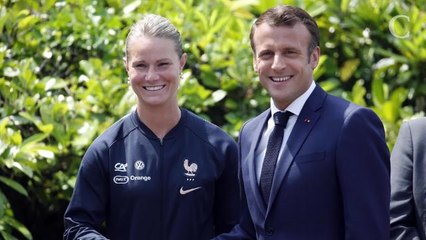 PHOTOS. Les Bleues qualifiées en quart de finale : leurs proch...
