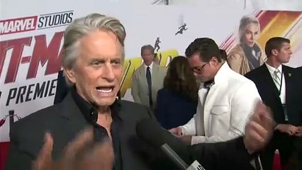 Michael Douglas accusé de harcèlement sexuel, il nie en bloc et se défend