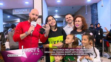 Descargar video: INSERT - Keseruan Melaney Ricardo Ajak Keluarga ke Trans Snow World