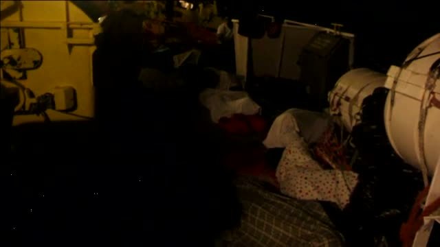 El tiempo juega en contra de los 629 inmigrantes que continúan a la deriva abordo del Aquarius