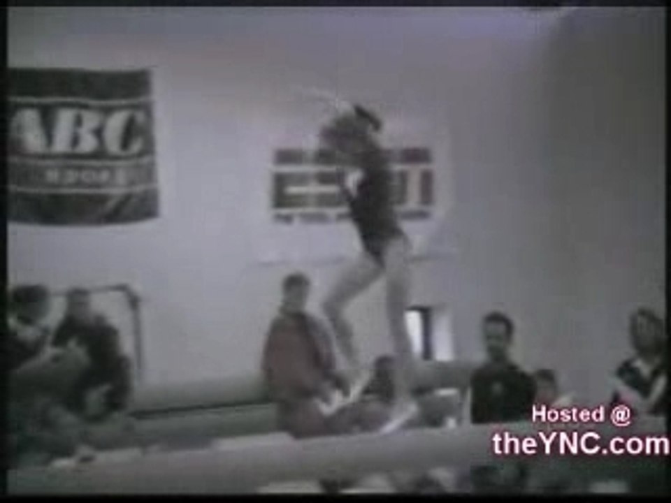 Les filles de Régis font de la gym