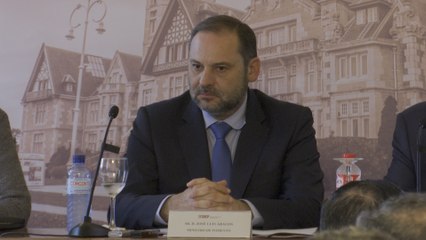 Ábalos señala que PSOE "prioriza políticas" al negociar con UP