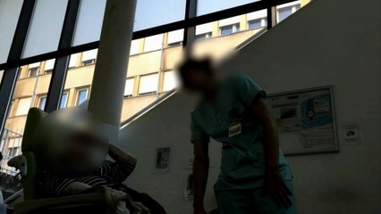 Immersion dans un service d'urgences débordé, filmé de l’intérieur