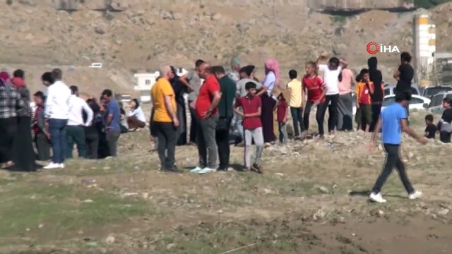 Serinlemek için Dicle Nehri'ne giren 20 yaşındaki genç suda kayboldu