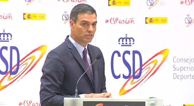 Pedro Sánchez destaca los valores del deporte en equipo