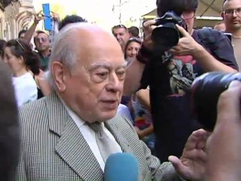 Pujol sigue sin aclarar si comparecerá en el Parlament