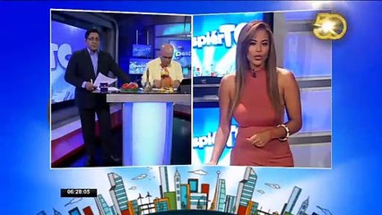 Dos carros chocaron en el centro de Guayaquil