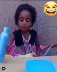 Voici comment les caissiers se comportent à Abidjan. Trop marrant !