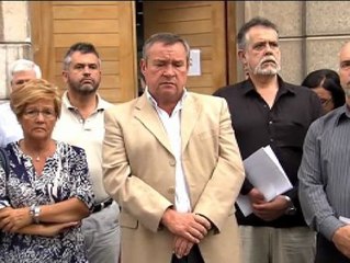 Minuto de silencio en Laredo por el asesinato de la playa