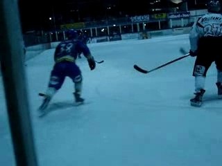 les bruleurs ed loups Vs les ours de Villard