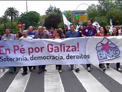 Los nacionalistas gallegos reivindican la soberanía de Galicia en la manifestación del BNG