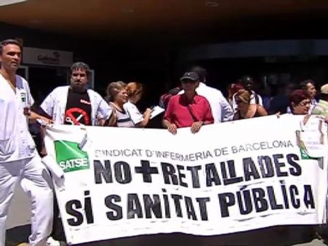 Siguen las protestas contra el cierre de camas en el hospital de Bellvitge