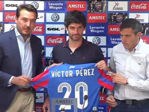 Víctor Pérez ya es jugador del Levante