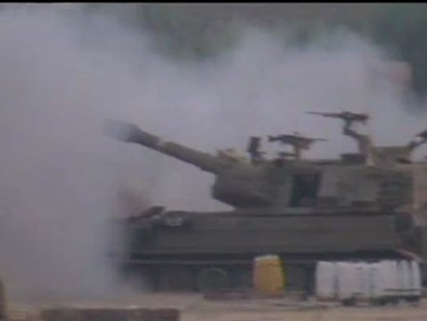 Israel continúa con su ofensiva por tierra y aire tras la matanza de ayer en el barrio gazatí de Shejaia